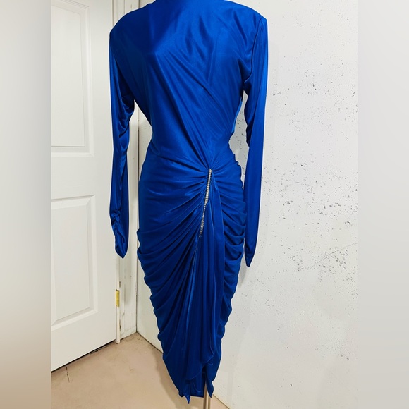 Elegant Blue Ruched Dress - Picture 12 of 12